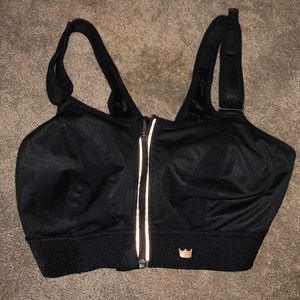 Heavy duty sports bra